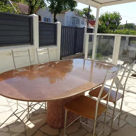 Appartement Fouras, 3 Pieces, 4 Personnes - Fr-1-523-16 Fouras