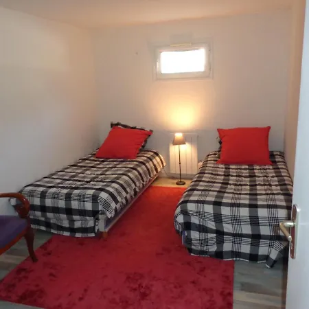 Apartment Appartement Fouras, 3 Pieces, 4 Personnes - Fr-1-523-16 Fouras